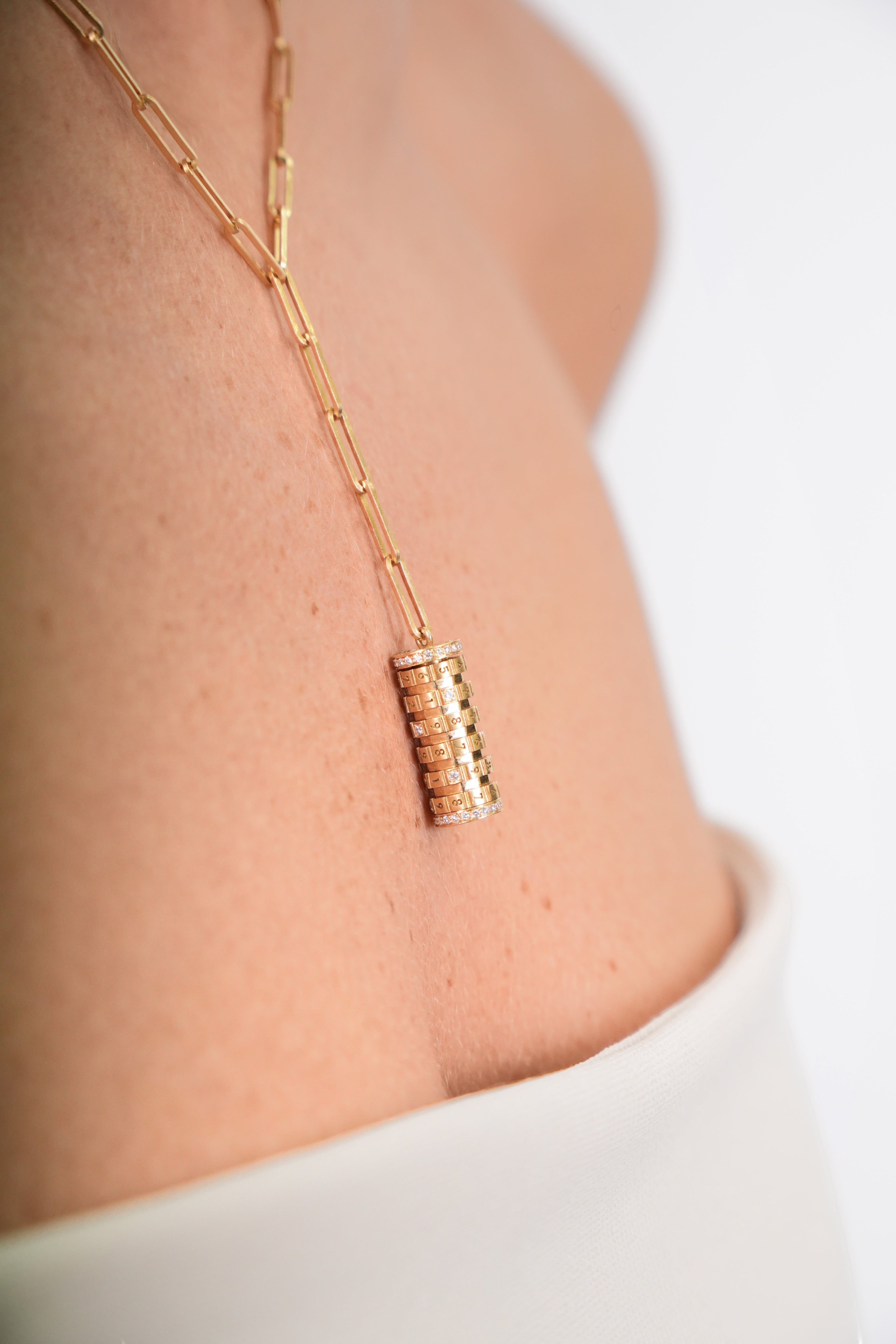 Necklace Numbers Yellow Gold