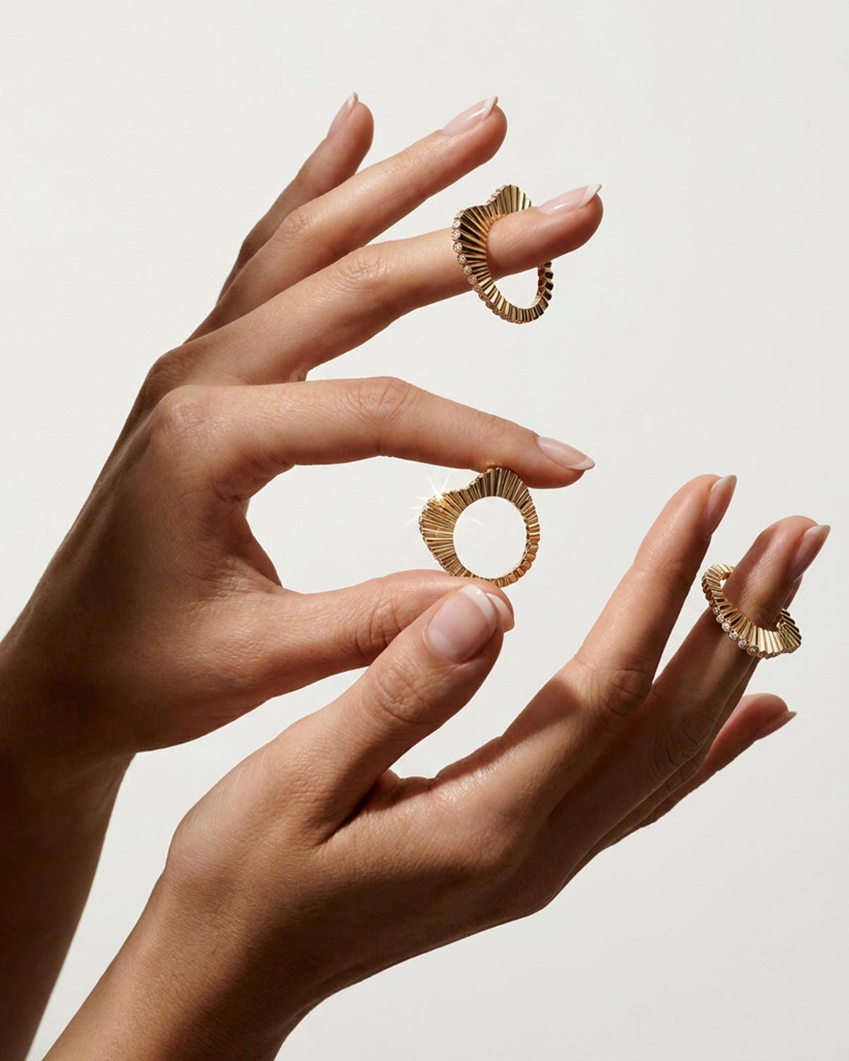 Serti Clos Ring, Small
